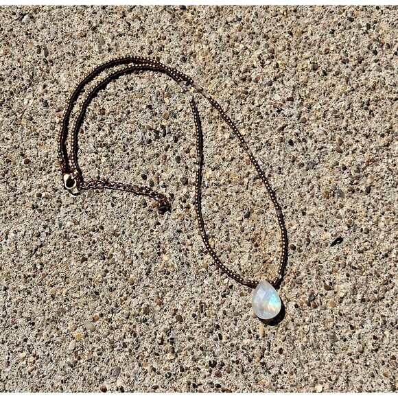 Moonstone Pendant Necklace Gold Silver Crystal Necklace Handmade Gift Jewelry - Picture 2 of 5